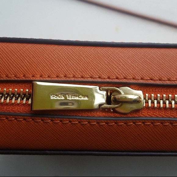 Jet Set Saffiano Leather Crossbody - Picture 3 of 7